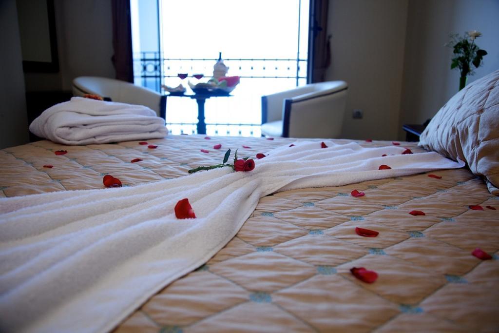 Anzer Beach Hotel คุมบัวร์กาซ ห้อง รูปภาพ