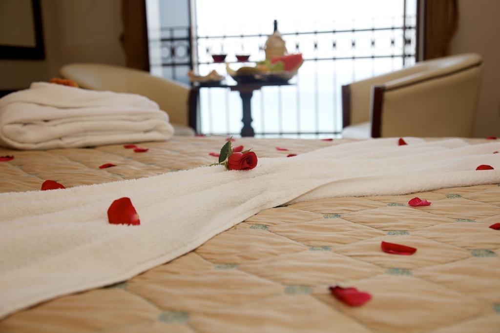 Anzer Beach Hotel คุมบัวร์กาซ ห้อง รูปภาพ